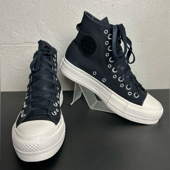 Converse Women's Black High-Top 4 inch platform sneakers size 8 - Picture 1 of 8